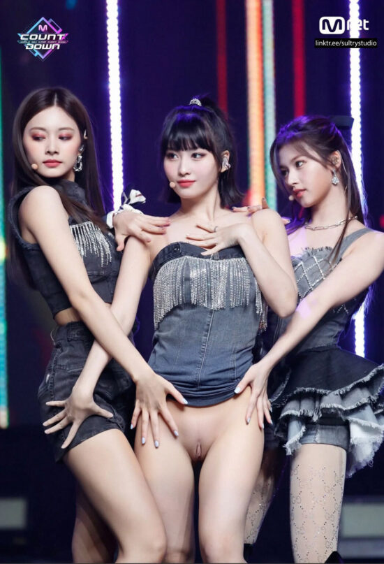 Momo nude fake